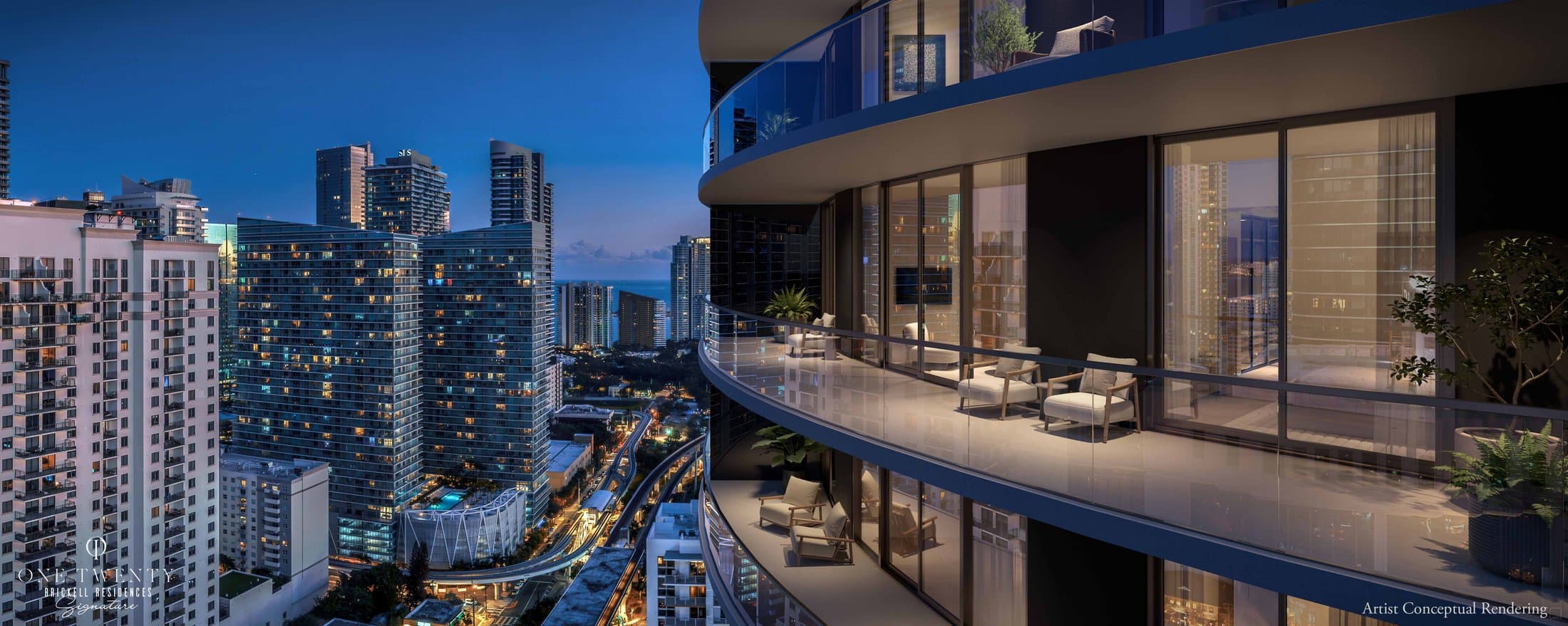 Balcón privado con vista a Brickell y Biscayne Bay en One Twenty Brickell Signature Residences